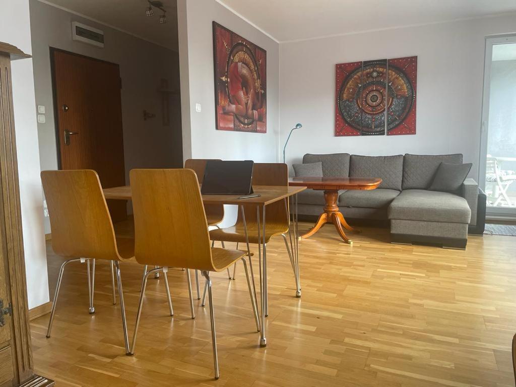 Appartamento Kamienica Gdynska 35 Gdynia Esterno foto